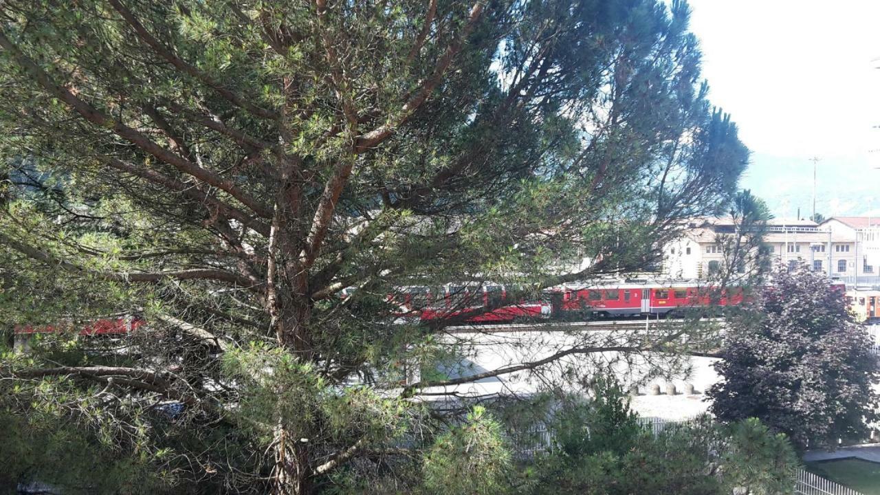 Bed&Breakfast Sweet Home Tirano Buitenkant foto